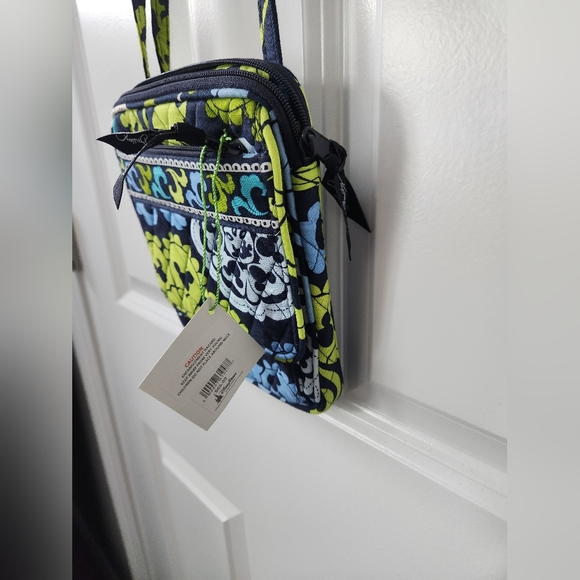 Vera Bradley Where's Mickey Mini Hipster - Picture 7 of 10